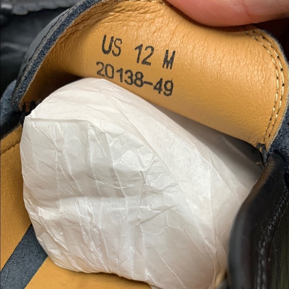 Men’s Sleek Black Slip-On Loafers with Moccasin Stitching - Picture 13 of 13